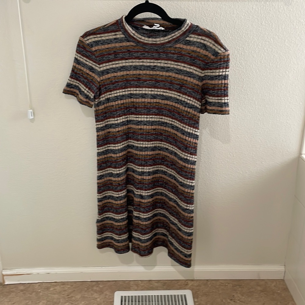 Perfect fall tunic /mini dress.  Excellent used condition.